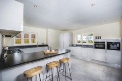 4-kitchen-1